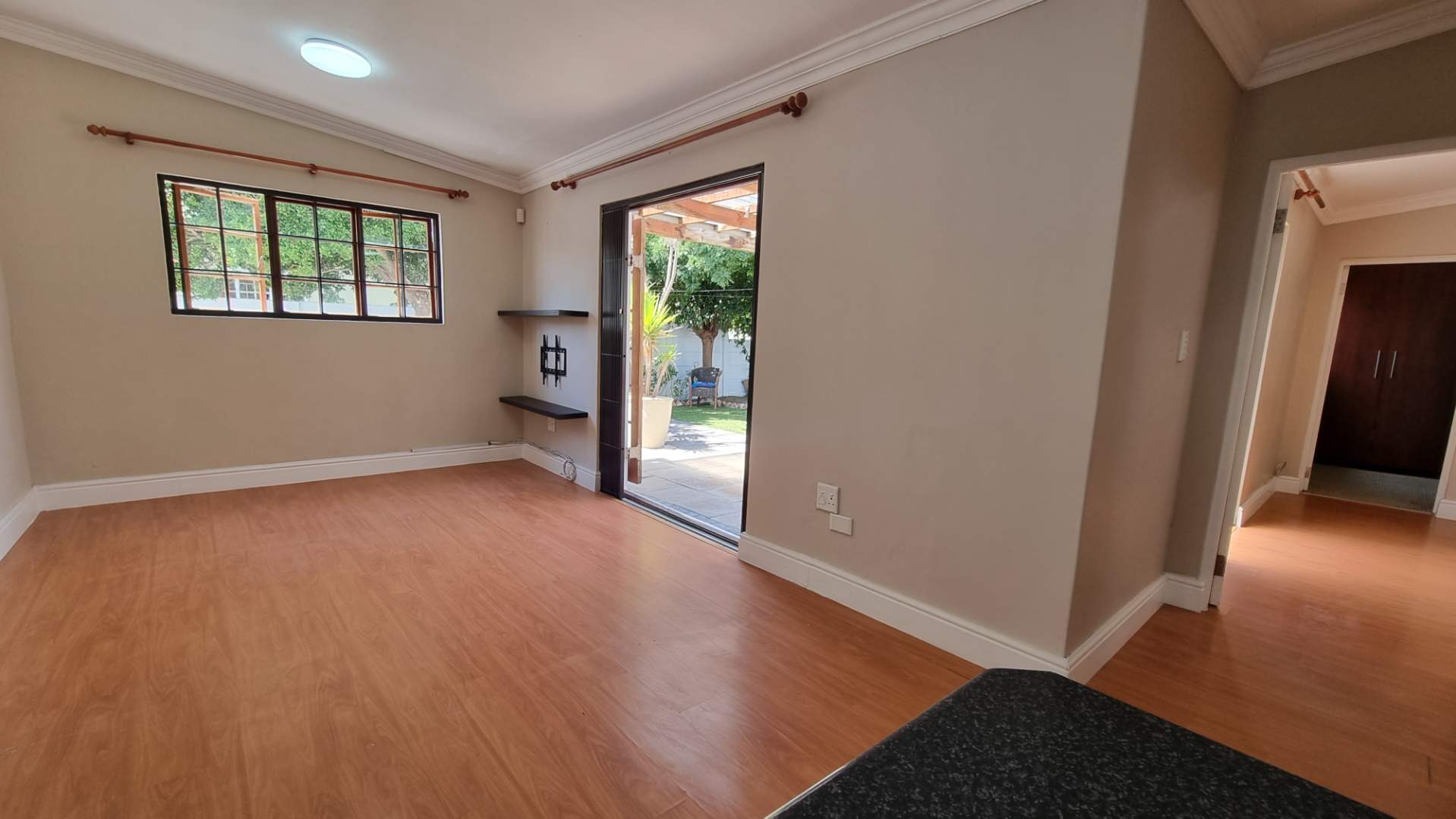 3 Bedroom Property for Sale in Claremont Western Cape